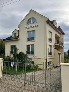Vila pri kúpeľoch - 0