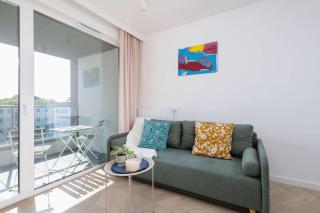 Słoneczna Comfy Apartment with Balcony & Parking Katowice by Noclegi Renters - 2