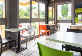 B&B HOTEL Nîmes Caissargues - 8