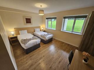 Two Bedroom Apartment Athlone - 2