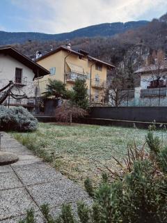 At Jutta's - 3