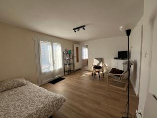 Studio cosy avec borne de recharge - 9