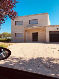 Villa 220 m2 avec 5 chambres 6 lits doubles 2 toilettes 2 salles de bain - 4