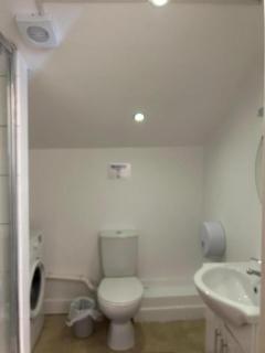 Sarsfield Hostel - 8
