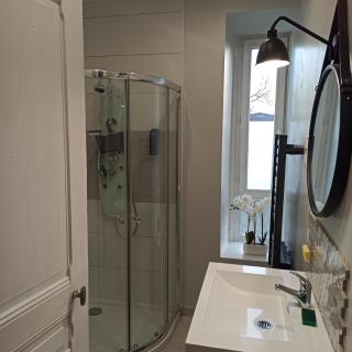 Gîte Le Français VERDUN 4 pers,climatisé,grand garage,jardin 3 étoiles - 9