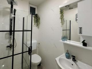 The Central Nest - 5