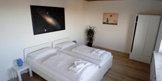 3 Zimmer-Küche- Balkon-Parkplatz - 6
