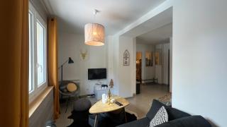 Jaune Génépi - 4 personnes - 49m2 et 17m2 terrasse - 7