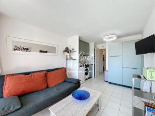 Appartement T2 rénové vue mer pour 4 personnes a 50m de la plage de Pramousquier - 9