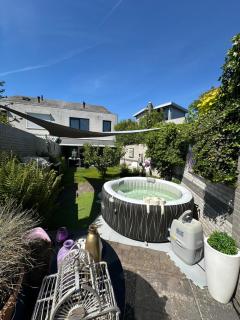 Mooi huis regio Efteling met jacuzzi, 3 slaapkamers en tuin op Z met bbq - 0