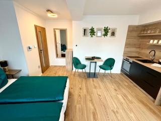 Luxusní apartmány ASYMETRIK se snídaní v ceně - 2