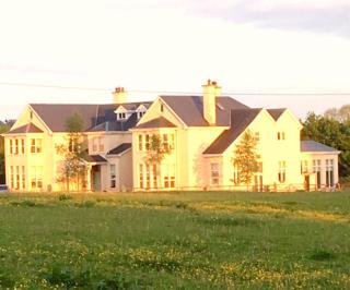 Rossmanagher House - 0