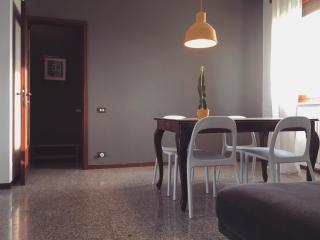 Sunny family apartment in villa - HUMANITAS FORUM IEO - 6